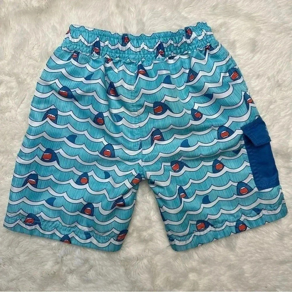 UV Skinz 2 Pc Swimsuit  Blue / Shark Size 5 - Picture 16 of 16